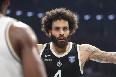  "Ups": Dvejn Vašington se ponovo oglasio iz Dubaija, morao je i da se izvini zbog jednog detalja 