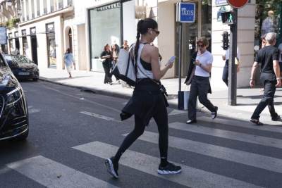  Marko Jarić se na Dan zaljubljenih oženio "nesuđenom popadijom": Udala se u crnom, a roditelje na sv 