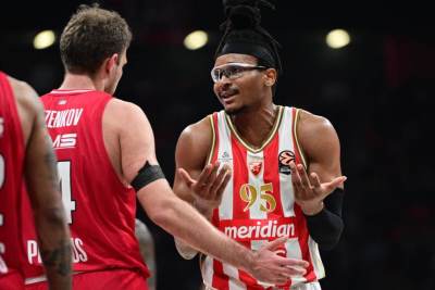  "Crvena zvezda je oštećena u Pireju": Sudijski ekspert analizirao svaku spornu odluku i objasnio gre 