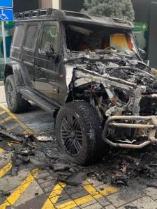  Uhapšen osumnjičeni za paljenje auta Bake Praseta: Prvo osnovno javno tužilaštvo otkrilo nove detalj 