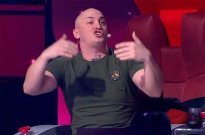  Desingerica opleo po estradi, spomenuo i Đanija, pa se dotakao skandala s jagnjetom 