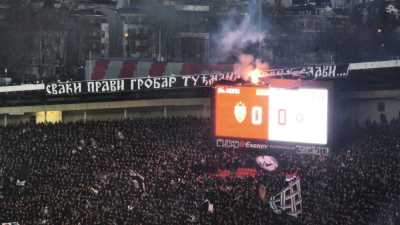  Haos na derbiju zbog transparenta Franji Tuđmanu 