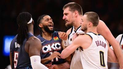  Nikola Jokić je heroj NBA, naučio je siledžiju pameti: Džukački udarao Luku i Vembija, pa bježao od  