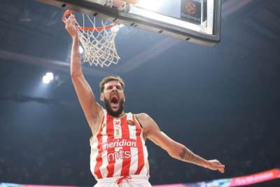  Zvezda potvrdila odlazak centra: "Ide u Tursku da skuplja minute" 