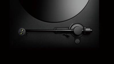  Prvi mobilni gramofon: Muzika uz retro stil 