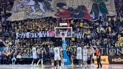 Evroliga kaznila Fenerbahče zbog transparenta protiv Partizana: Na listi sankcionisanih i Crvena zvezda 
