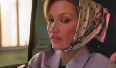  Jedna od najljepših žena sveta usred Amerike poslala jasnu poruku uz koga je 