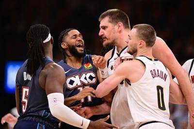  Jokić dao 9 poena za 60 sekundi, pa "hladan tuš": Pogledajte kraj najluđeg meča sezone u NBA 