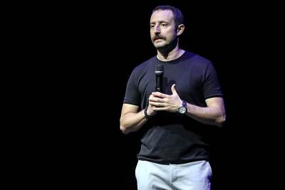  Koja poznata glumica je baka Nikole Đurička 