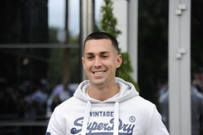  Najljepši učesnik rijalitija se ugojio 40 kg, šokirao objavom 