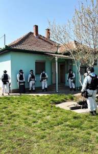  Pronađene dvije laboratorije i 12 kilograma marihuane: Velika akcija policije u Subotici, uhapšene d 