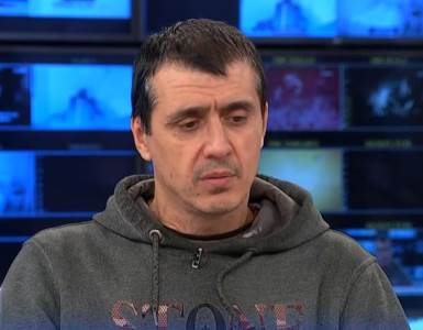  Marko Bulat skočio s visine metar i po na glavu, pad ga umalo koštao života 