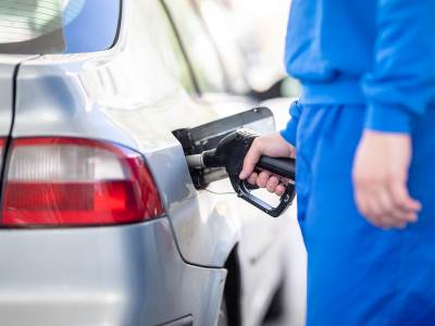  Slovenija ograničila točenje goriva 