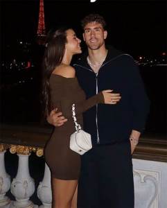  Dušan Vlahović se pomirio sa devojkom nakon burnog raskida 