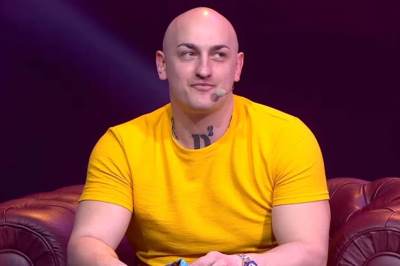  Desingerica napravio skandal i haos kada mu je prišla fatalna plavuša 