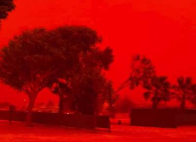  Nebo postalo krvavo crveno, ljudi počeli da paniče 