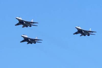  Srušena dva aviona iznad Irana i Persijskog zaliva: Traje opsežna potraga za nestalim pilotom 