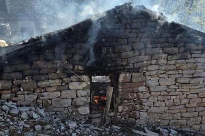  Izgorio pomoćni objekat u Tivtu 