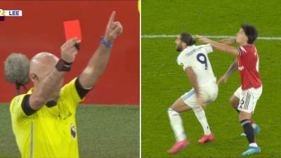  Povukao rivala za kosu i dobio crveni karton! 