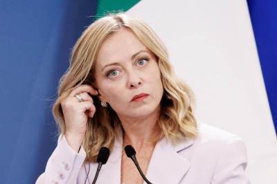  Meloni odlučila: Italija neće nastaviti vojnu saradnju sa Izraelom 