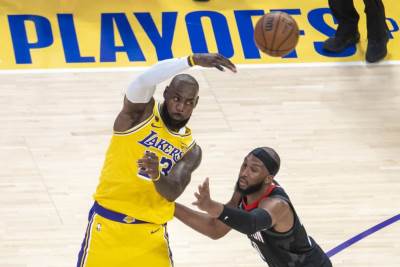  Nema Dončića, ali tu je "tata": Lebron odveo Lejkerse do prve pobjede u plej-ofu, Durent se povrijedio 