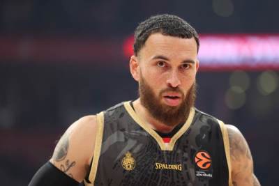  "Priča se i da je Elvis Prisli živ": Majk Džejms stavio tačku na priču sa Monakom 