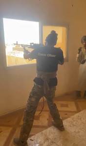  Buknuo rat, žestoke borbe su u toku! Nadiru prema aerodromu i kasarnama, žele da ubiju generala koji 