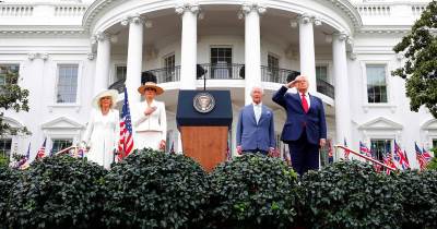  Kralj Čarls i Tramp razmijenili poklone: Kraljica Kamila poklonila vrijedan dar Melaniji 