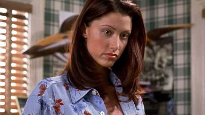  Za nedelju dana zaradila 1.200.000: Pre 30 godina zbog Nađe gledali "Američku pitu", sad zamalo sruš 