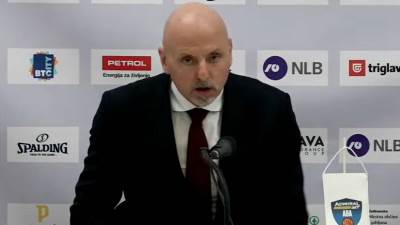  Saša Obradović ljut nakon dramatičnog poraza Crvene zvezde 