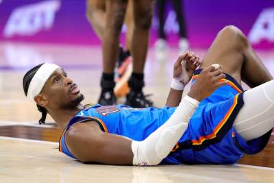  MVP NBA lige se bruka iz meča u meč: Isplivale sramotne brojke, dokle će sudije da se prave lude? 