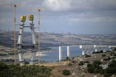  Erdoganov megaprojekat mijenja svjetsku trgovinu: Kanal vrijedan milijarde je još na čekanju zbog ek 