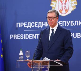  Vučić: Nisam razgovarao sa Mandićem dva-tri mjeseca, Srbi u Crnoj Gori da gledaju ko radi u njihovom interesu
 