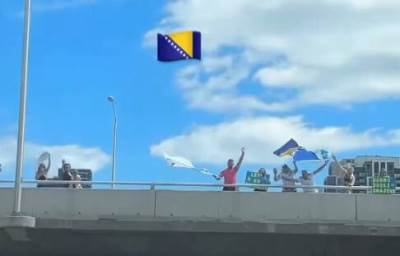  Navijači Bosne su već hit Svjetskog prvenstva: Ludnica u Torontu, čekali Džeka i ekipu satima 