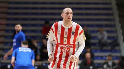  Dejan Davidovac ostaje u Crvenoj zvezdi: Otkriveni detalji novog ugovora 