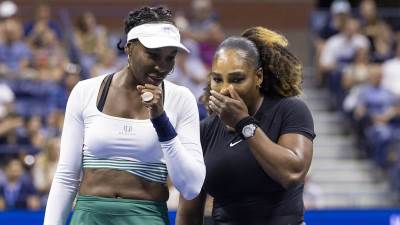  Serena i Venus Vilijams igraju na Vimbldonu: Zajedno imaju 91 godinu, odbijaju da se penzionišu 