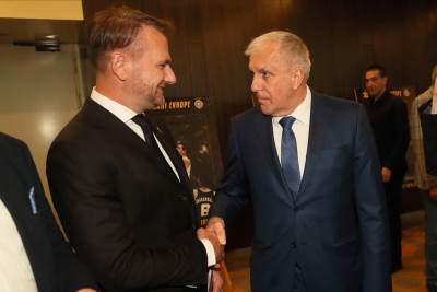  Da li Obradović čeka odlazak Mijailovića iz Partizana? 