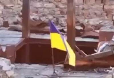  ZAVIJORILA SE UKRAJINSKA ZASTAVA NA POLUOSTRVU! "U toku je evakuacija neprijatelja, ostali su bez hrane" 