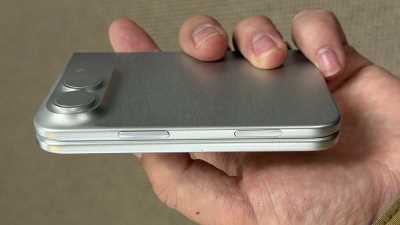  Ništa od odlaganja: Prvi savitljivi iPhone stiže na vrijeme, Apple riješio problem sa šarkom 