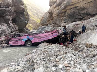  Svijet zanijemio zbog stravične nesreće – 40 mrtvih: Autobus sletio u provaliju u Pakistanu, razlog  