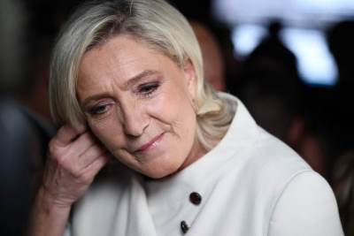  Zeleno svjetlo za izbore uz "nanogicu": Marin Le Pen može u trku za predsjednika Francuske 