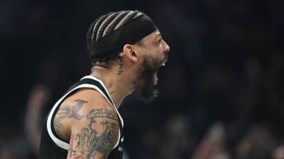  Karlik Džouns sjajan u Americi: Stao na korak od tripl-dabla i pokazao klasu 