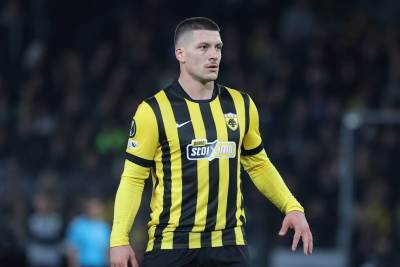  Luka Jović dobija nevjerovatan ugovor 