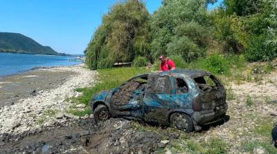  Dunav presušio i izbacio "opela": Auto ukraden prije 13 godina otkriven zbog niskog vodostaja 