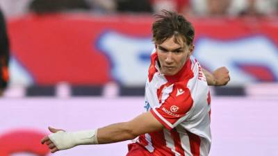  Zatišje pred buru: Vasilije Kostov na pragu senzacionalnog transfera 