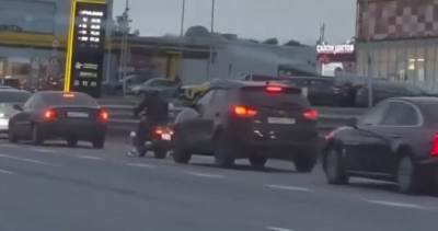  U Moskvi ponovo uvedena ograničenja za kupovinu benzina zbog nestašica goriva 
