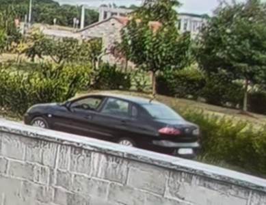  Policija objavila fotografiju vozila za koje se sumnja da je trostruki ubica koristio za bjekstvo 