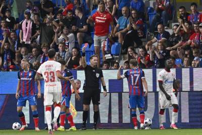  UEFA žestoko udarila po Zvezdi 