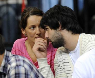  Maja Ognjenović i Teodosić se čuli dok su još oboje bili u braku? Evo kako je sve počelo i ko se prv 