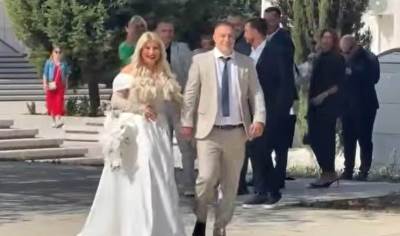  Dea Đurđević kasnila na vjenčanje u Hram Svetog Save 